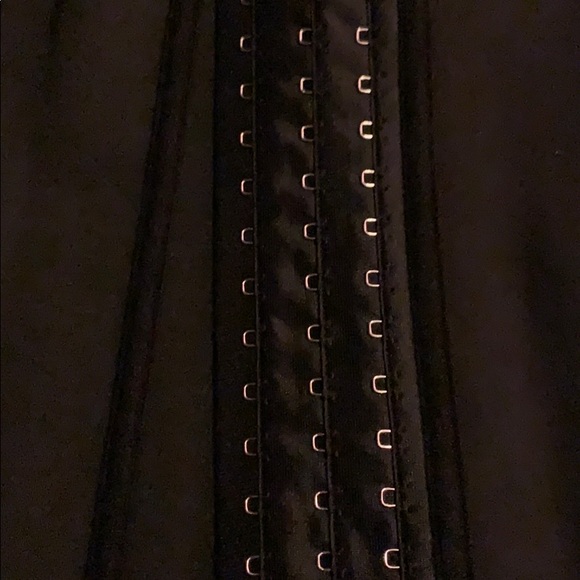 Perfect Body - Picture 2 of 5